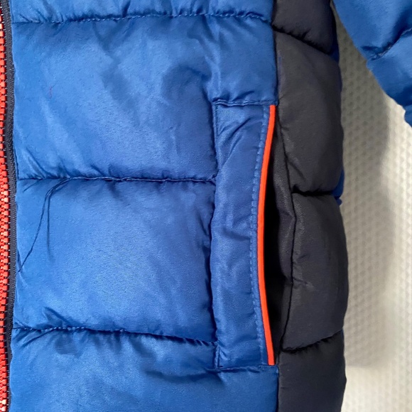 Boys' New Winter Ski Jacket. Red and Blue Puffy Coat. Beautiful Giant. Sz. 4 - Picture 6 of 15
